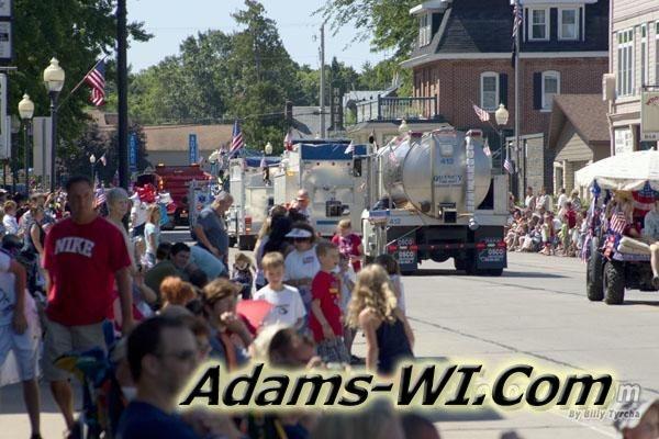 Fourth of July parade in full swing Fourth of July parade in full swing